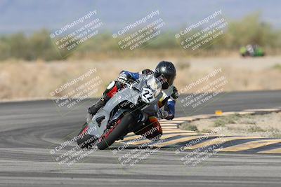 media/Nov-16-2025-Race Pace (Sun) [[8c5fa54630]]/Verified Riders/7-Turn 4 (1155am)/